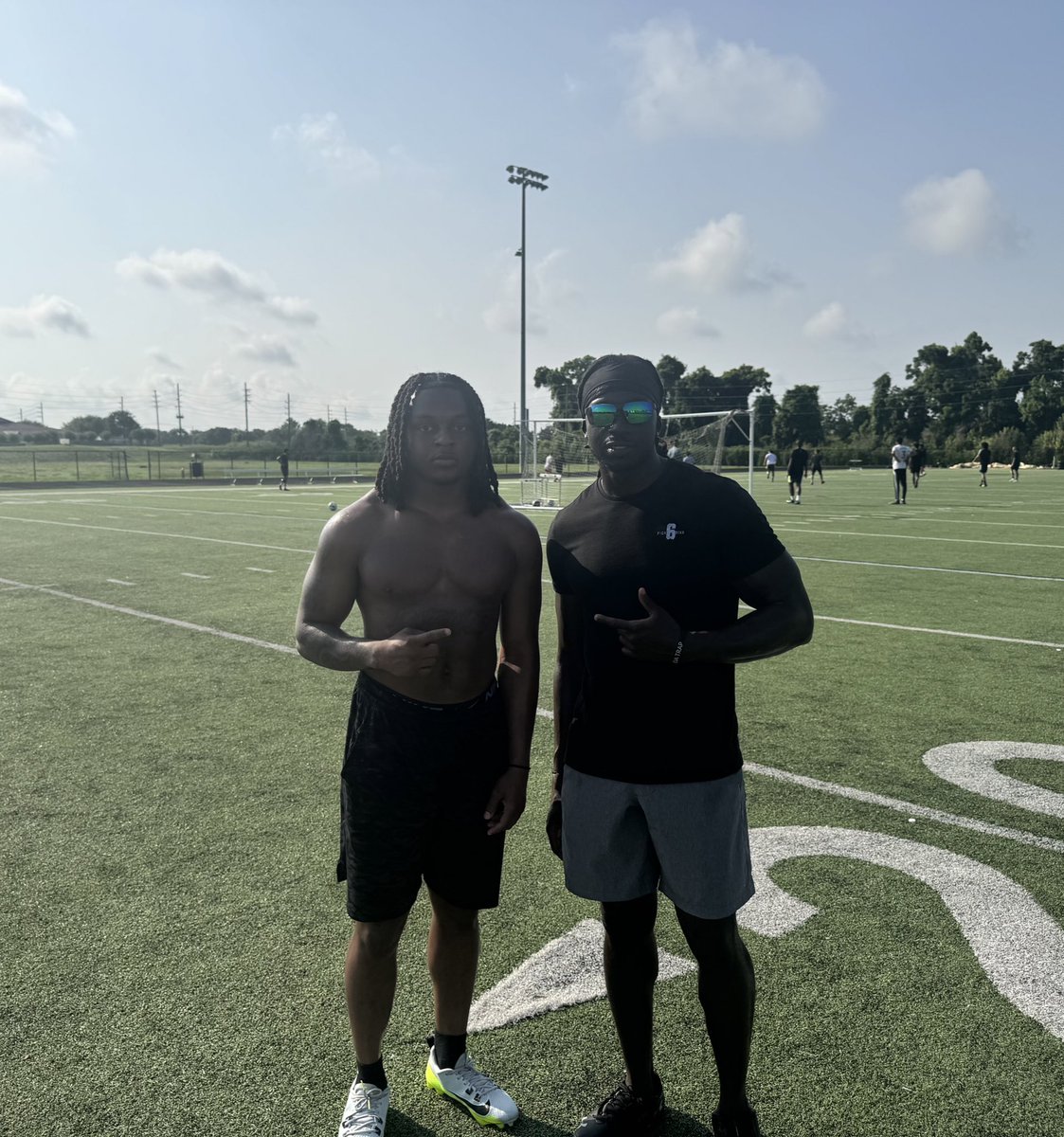 Chris Thompson tweet media