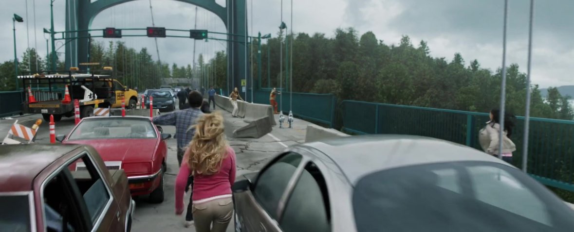 Final_Updatess's tweet image. Rate the Bridge Opening Out of 10 #FinalDestination5