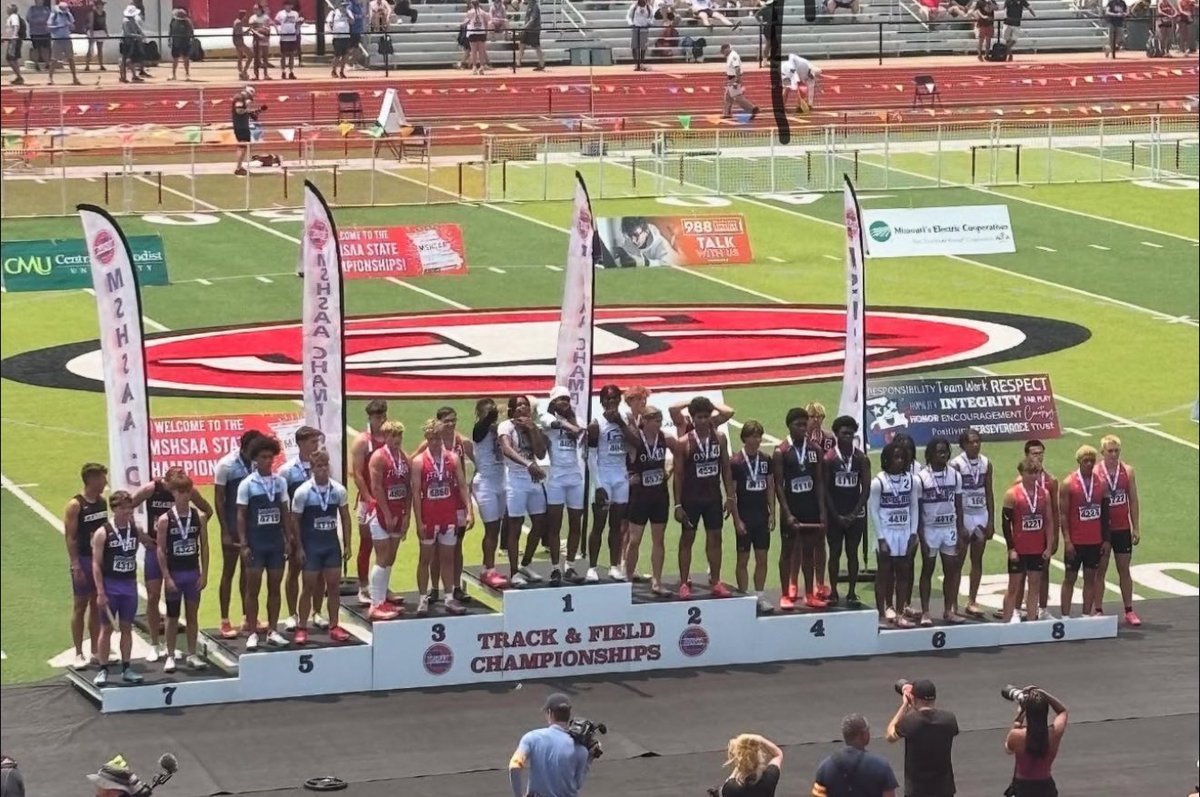 Bryce Clayborn (@16_bryc3) on Twitter photo Finished My Junior Year being a state champ in the 4x2 and 4x1!!! Setting PR’s in all my events! I finished with a 10.1 split in the 4x1 and a 21.3 split in the 4x2. I also got 5th place in the 4x4 with a split of 50.2 #AGTG
<a href="/RitterPrep/">Cardinal Ritter College Prep Football</a> Finished My Junior Year being a state champ in the 4x2 and 4x1!!! Setting PR’s in all my events! I finished with a 10.1 split in the 4x1 and a 21.3 split in the 4x2. I also got 5th place in the 4x4 with a split of 50.2 #AGTG
<a href="/RitterPrep/">Cardinal Ritter College Prep Football</a>
