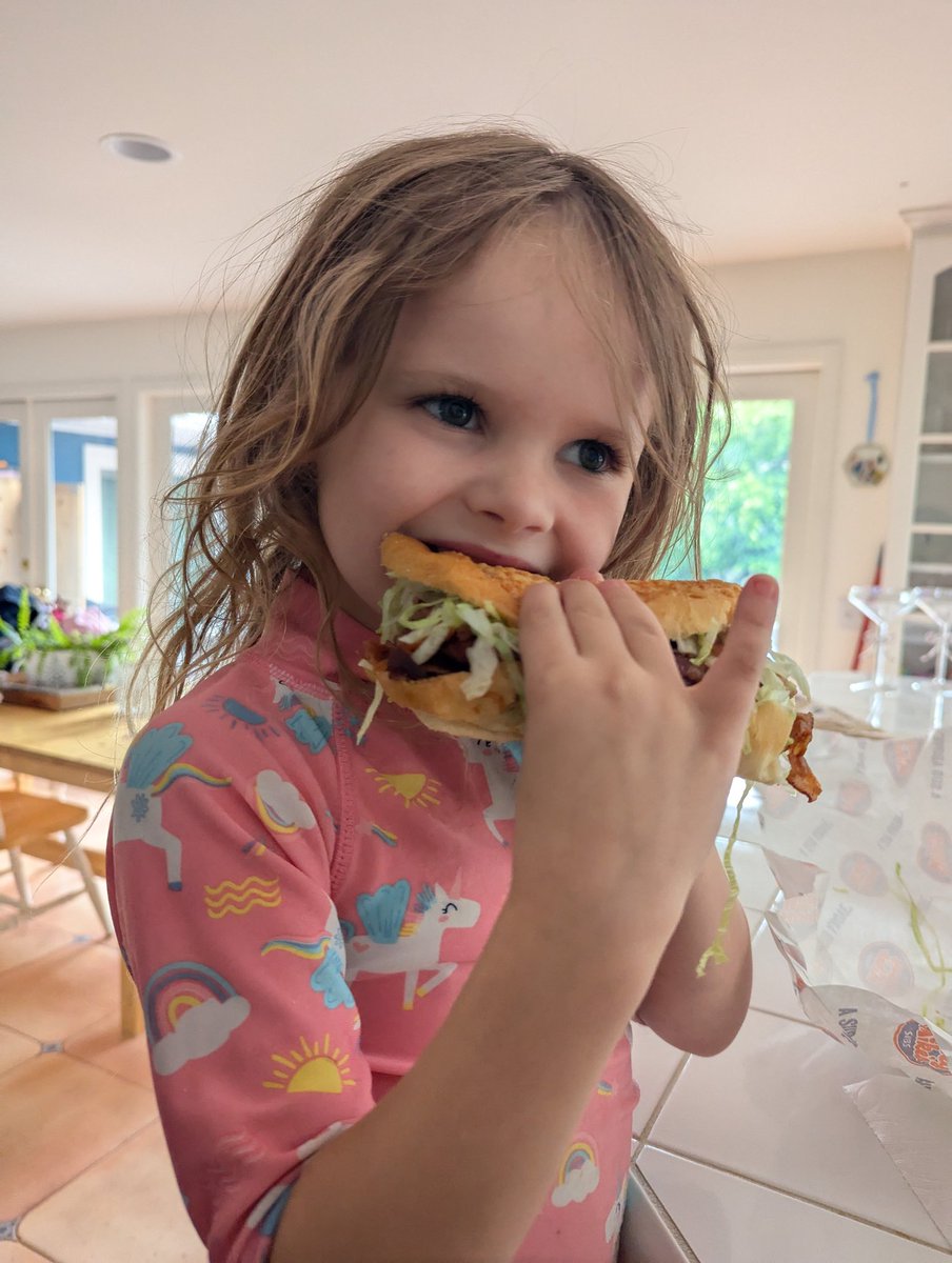 Effie Parks (@onceuponagene) on Twitter photo Family values are sacred in our home. My 6 year old has just tasted her very first <a href="/jerseymikes/">Jersey Mike's Subs</a> 💫💫💫💕💕 Family values are sacred in our home. My 6 year old has just tasted her very first <a href="/jerseymikes/">Jersey Mike's Subs</a> 💫💫💫💕💕