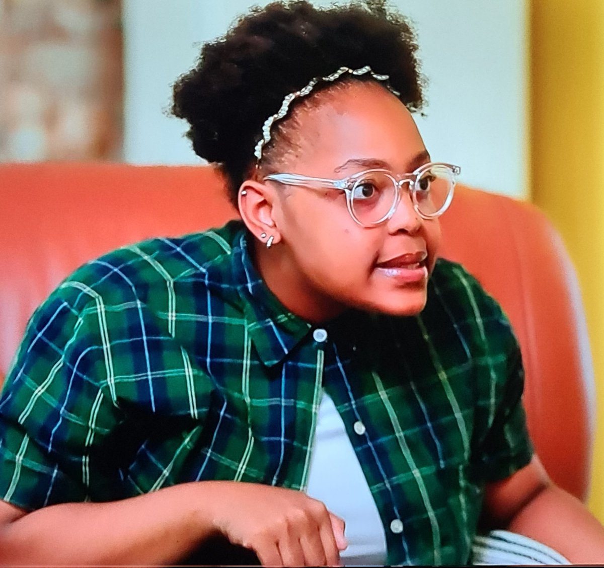 Little Devil in glasses 😈👿
#MakotiAreYouTheOne