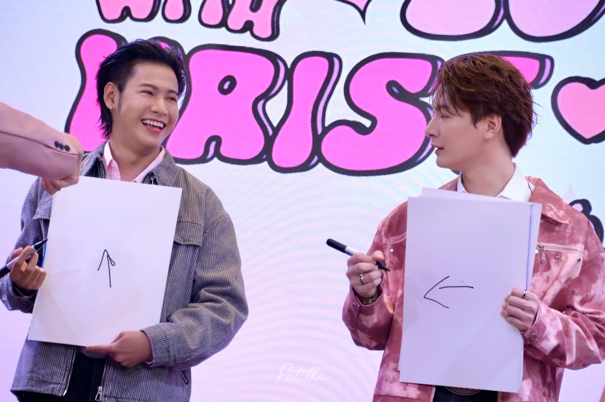 __ptha's tweet image. เป็นจังหวะที่เห็นแล้วอึ้งมาก โจทย์คือวาดสิงโต (🦁) แล้วคริสสิงวาดแบบเดียวกันเป๊ะะะ เฮ้วว ขอคนเข้าใจด่วนๆ คือแบบ 😭😭😭 

ଘ( ੭⁰̷̴͈ ᵕ ˘͈)੭* ✩ @stjinx_maya @kristtps 

#ITSSKINxKristSingto #คริสสิงโต
#SingtoPrachaya #KristPerawat