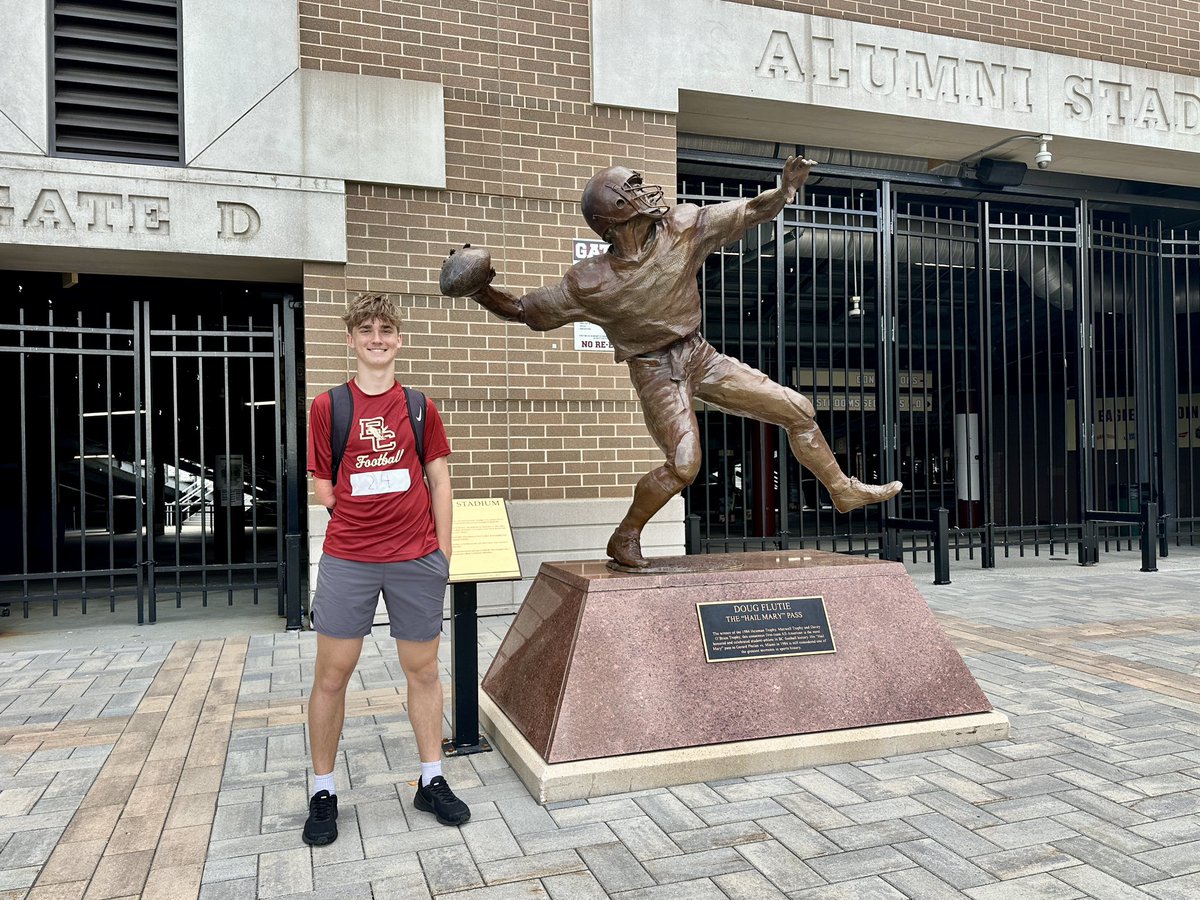 leotaylor42's tweet image. Kicked off camp season at the @BCFootball Mega Camp! Thank you @CoachThurin and the Boston College staff for hosting a great camp. Great opportunity to connect with coaches again!
I won the FG Competition and placed 2nd in KO.
@CNendick25 @HuskieFB @HuskieStrength…