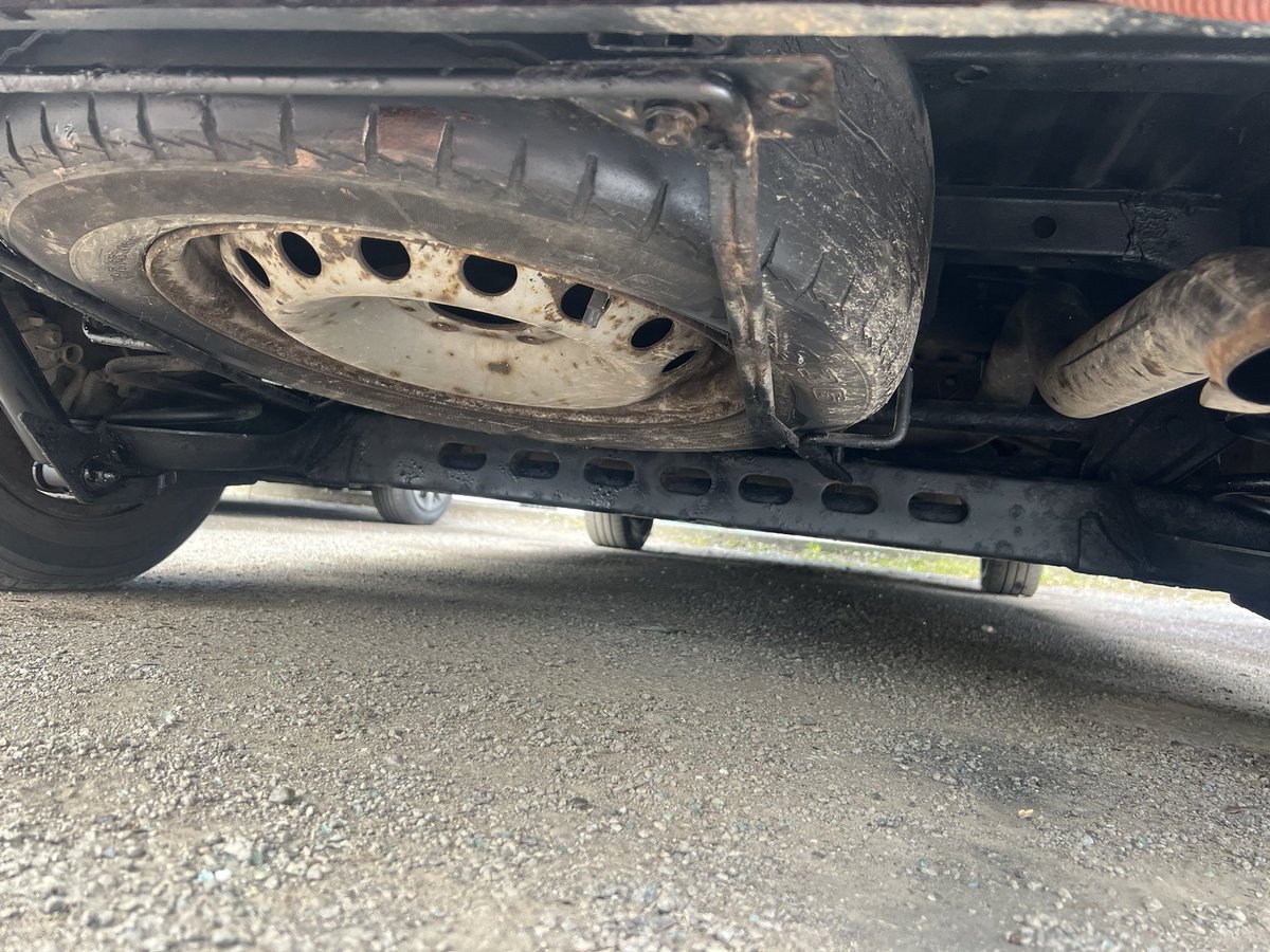 BrianMidlands's tweet photo. Renault trafic sport rear shocks https://t.co/9hJaRmpdyi
