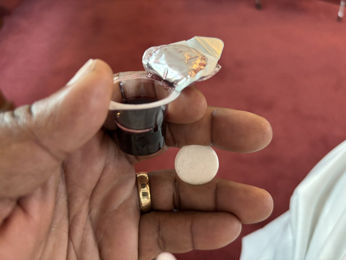 My current situation,

Wifey and I are enjoying 1st Sunday Service at First Mt. Zion Missionary Baptist Church ⛪️. 

Pastor Wallace Elliott 

Newthd62.com