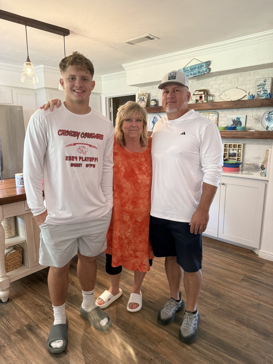 I’ve got people in Dallas. Steak potatoes and green beans at arrival. Thanks for letting me stay with y’all for camps. ❤️ Aunt Maureen