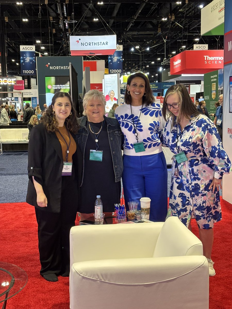 HH_Oncodr's tweet image. ❤️ love the @RutgersCancer @RWJBarnabas booth at #asco25 meeting.  Great job team!