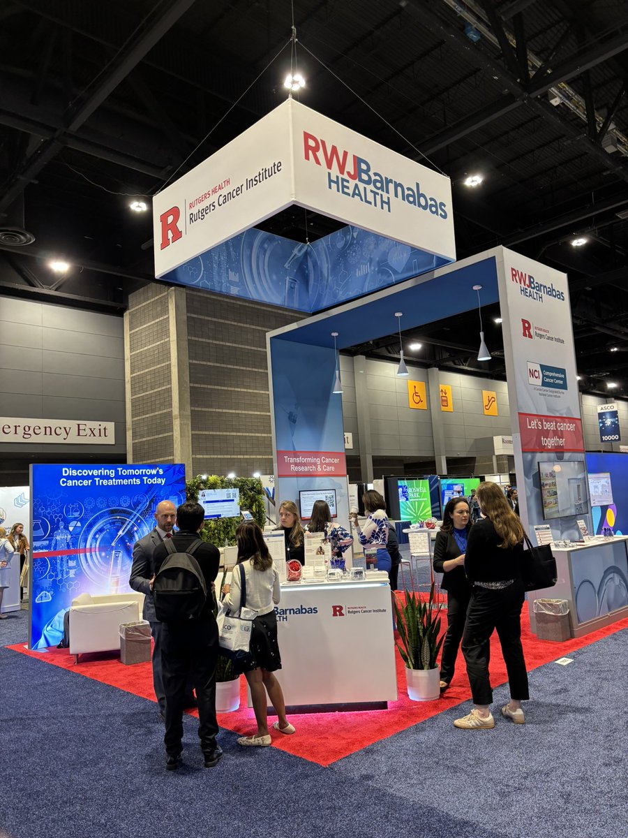 HH_Oncodr's tweet image. ❤️ love the @RutgersCancer @RWJBarnabas booth at #asco25 meeting.  Great job team!