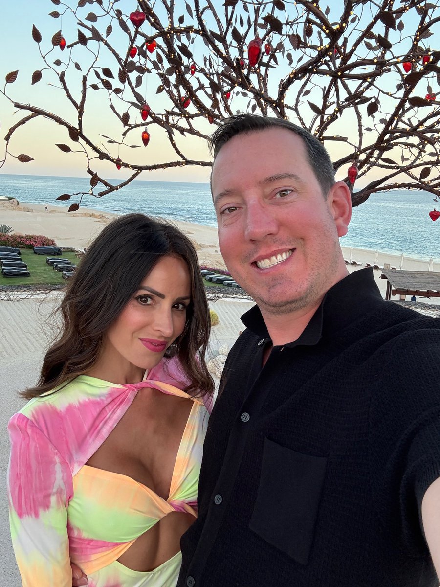 Kyle Busch tweet media
