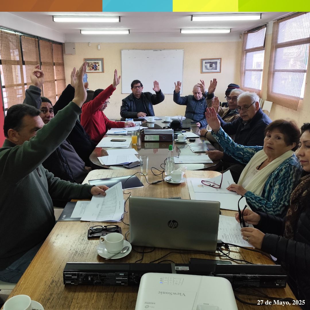 MucechN's tweet photo. El 27 de mayo realizamos nuestra Asamblea Ordinaria 2024 🗳️.
✔️ Presentamos memoria, balance e inventario
🌾 Reforzamos la incidencia política de la #AgriculturaFamiliar
#MUCECH sigue siendo voz legítima del mundo rural.
#Campesinado #SoberaníaAlimentaria #Ruralidad https://t.co/JkIETl10y4