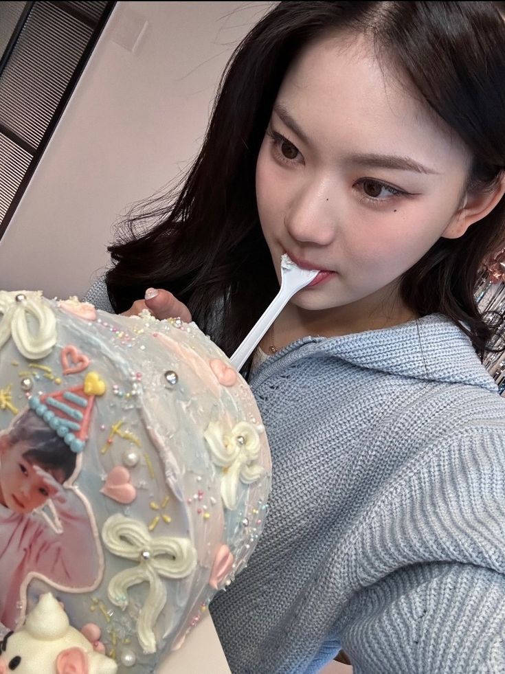 Isa, a nya tiga. tweet media