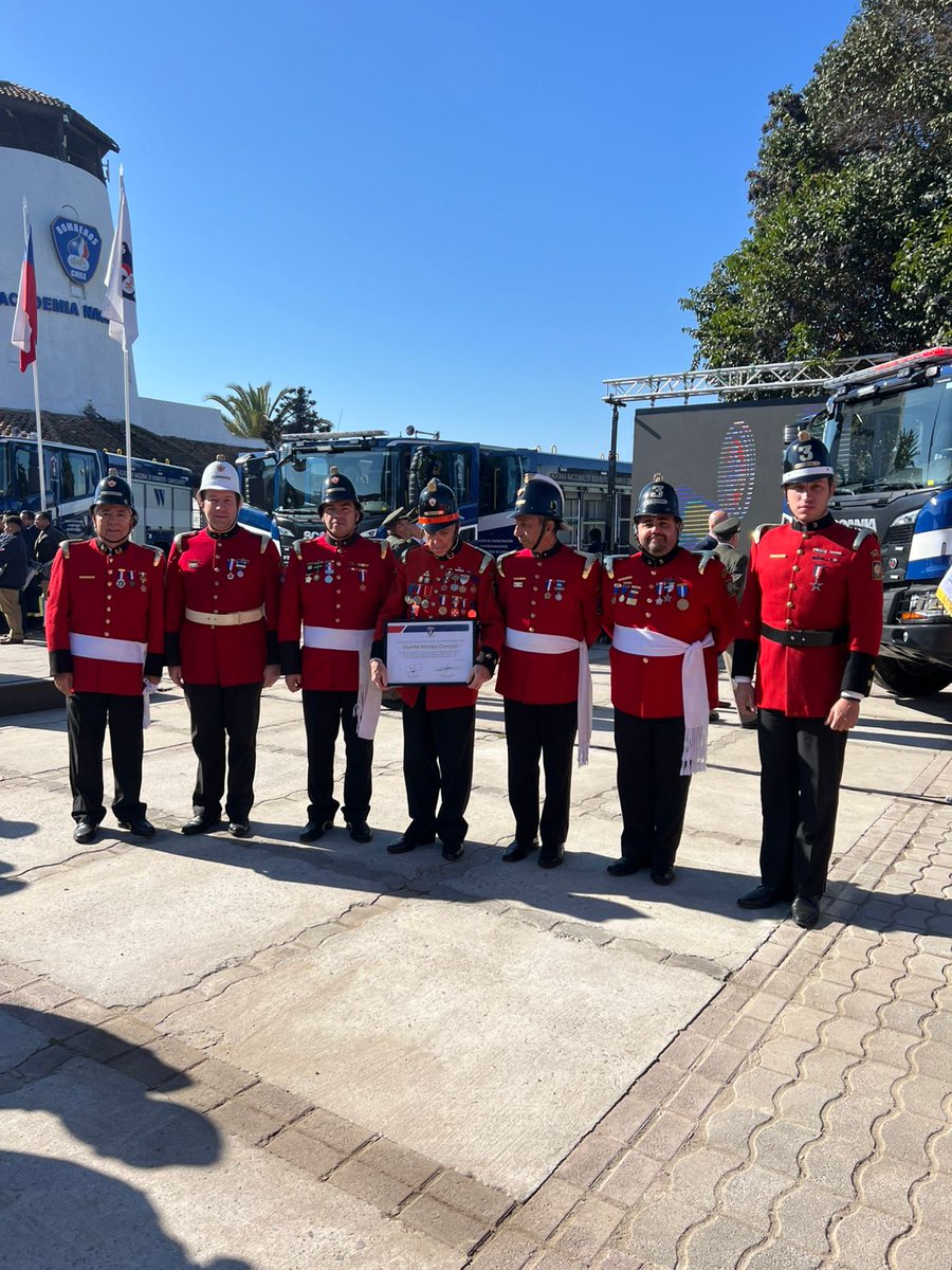 Cuerpo de Bomberos de Ñuñoa tweet media