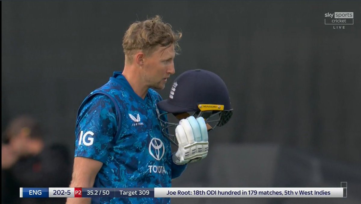 WhyBashar's tweet image. When you start seeing Root breaking records, just know the English cricket summer has begun.