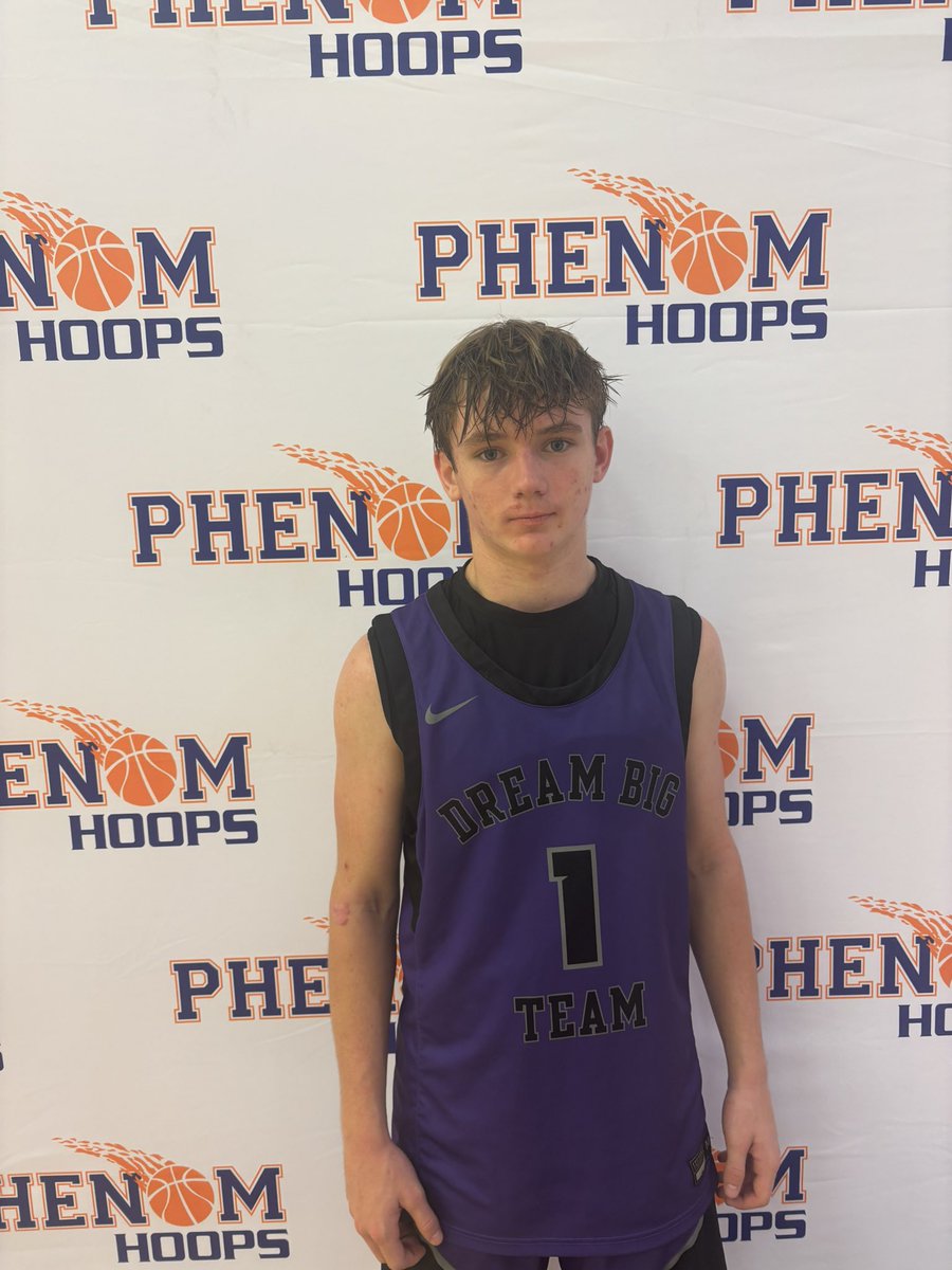 2028 Matt Kuppinen (DB Elite) with a 40 point outing this afternoon. 31 points in the first half. The goods. 
#Phenom252Showcase