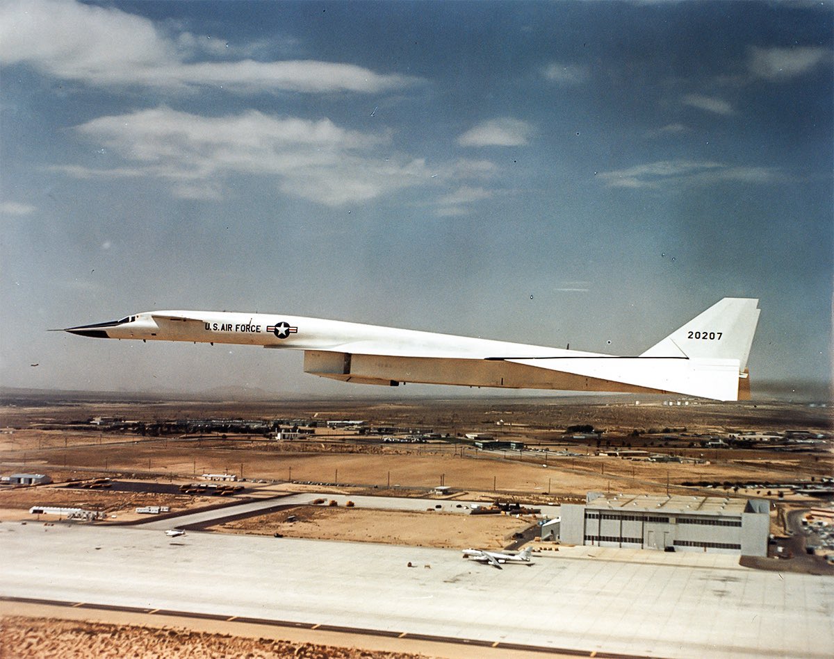 North American XB-70 #2 (usaf/EHO)