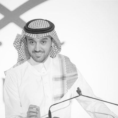 مشكلةالشباب ليست في كرسي الرئاسة افهمو
مازلت عند رائي ( ابتعاد وزير الرياضة)
عندها راح يعود الشباب للبطولات

من حارب الشباب من عام ٢٠١٨  أليس هو 
من حرم الشباب من عقود الرعاية أليس هو
من أبعد الشباب من الخصخصة أليس هو
من وعد البلطان بعقد رعاية أليس هو