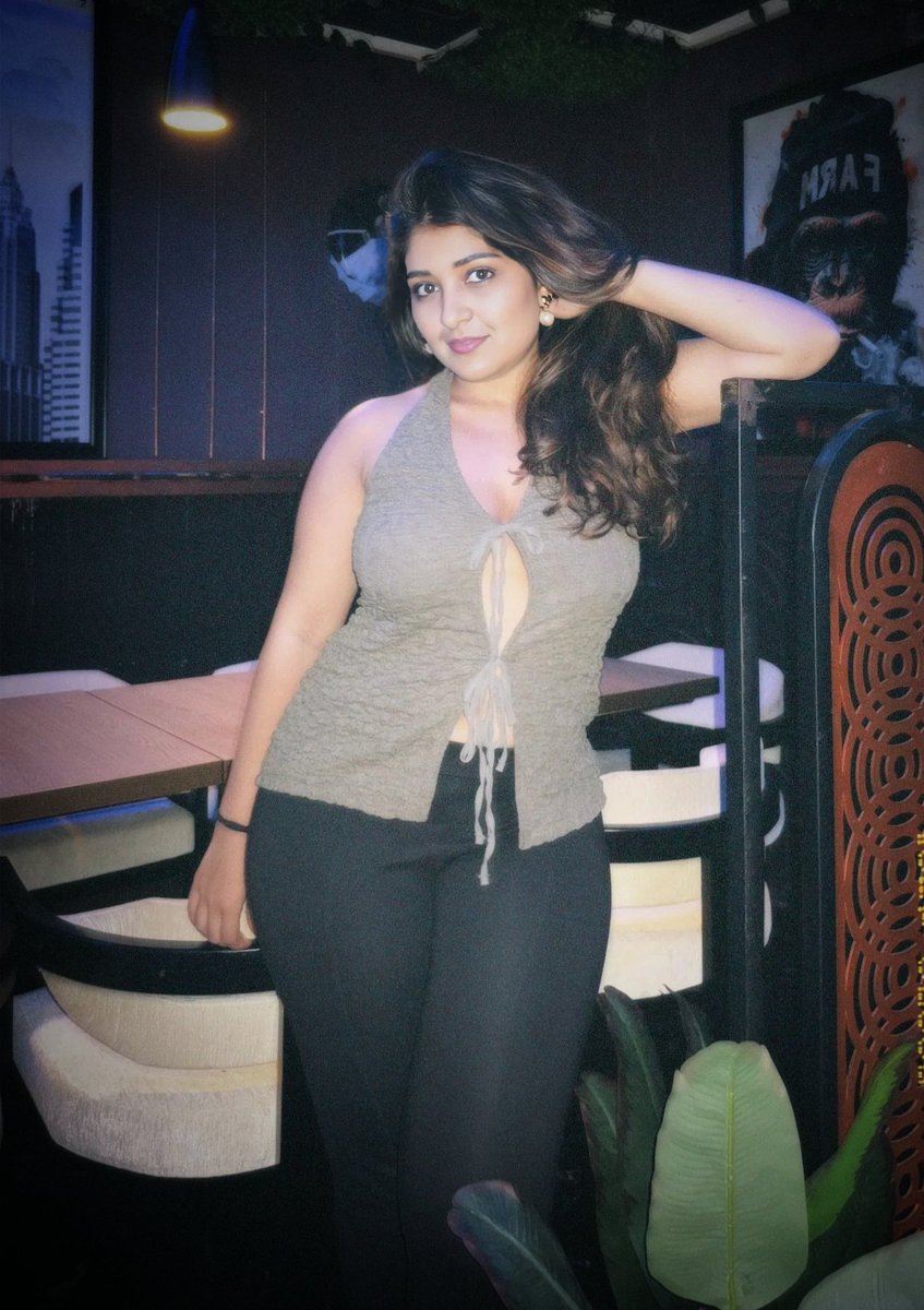 I wish I can fuck her hardly infront of her boyfriend 🔥❤️💋😘

He surely enjoys it 💕💦✨💯 @SexyyySandhyaaa 

Urs loving <a href="/SanjayC56574409/">Sanjay Chowdary@RomanticKing</a>