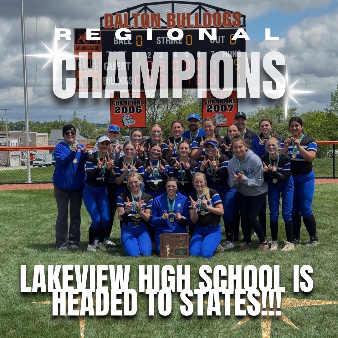 2026isabella_i's tweet photo. REGIONAL CHAMPS!!! Next stop states!! I love being on the field with my team!! @CWRU_Softball @OtterbeinSB @CoachJLPrice @DloweOilerkid https://t.co/Wx6BzHF8uc