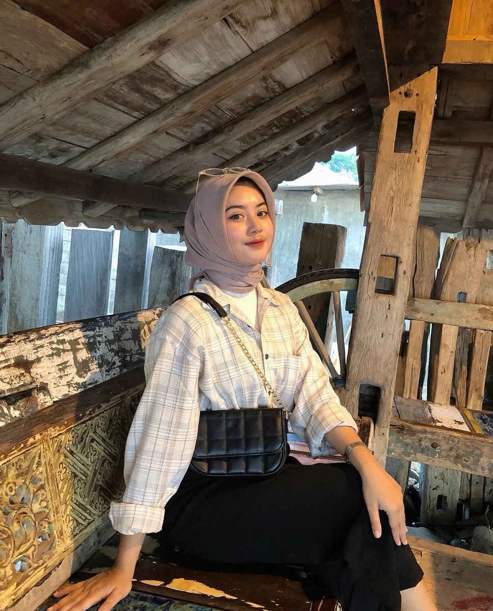 Malam buat Client diba🫶🏻
Yang udah atur slot bisa DM diba ulang yahh bee 🤌🏼🫶🏻
#BOSolo
#availsolo
#openboSolo
#solocrot