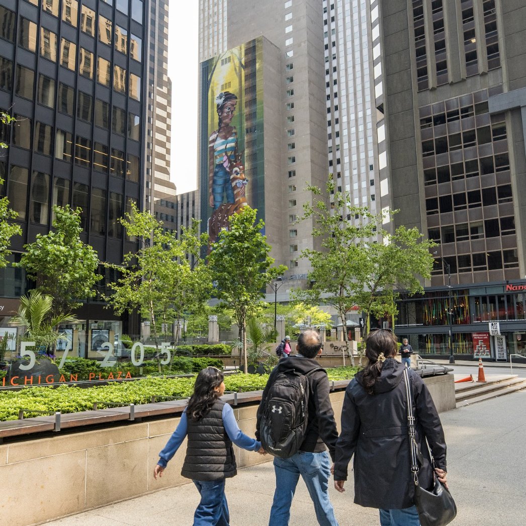 Street Art for Mankind (@streetartmkind) on Twitter photo It’s a wrap! 🎉 We just finished one of the tallest murals ever in Chicago — “Stand Tall” by Mr. Super A, rising 244 ft above downtown.
Created in celebration of #WorldEnvironmentDay with <a href="/UNEP/">UN Environment Programme</a> <a href="/FAO/">Food and Agriculture Organization</a> @Chicagosmayor, this stunning piece serves as a vibrant reminder that we have It’s a wrap! 🎉 We just finished one of the tallest murals ever in Chicago — “Stand Tall” by Mr. Super A, rising 244 ft above downtown.
Created in celebration of #WorldEnvironmentDay with <a href="/UNEP/">UN Environment Programme</a> <a href="/FAO/">Food and Agriculture Organization</a> @Chicagosmayor, this stunning piece serves as a vibrant reminder that we have