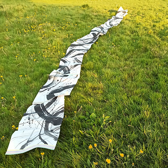 Behind-the-scenes of creating the Installation.❤ Read more on website qinyueart.com

#qinyueart #qinyue艺术 #contemporaryart