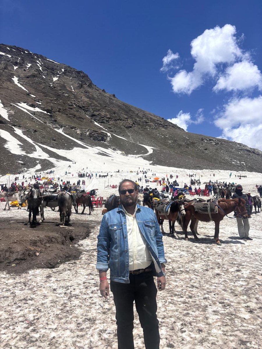 रोहतांग दर्रा का सुंदर प्राकृतिक नजारा!
#HimachalPradesh