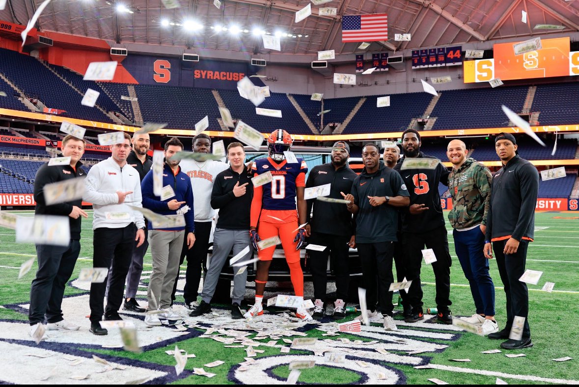 CuseManiac_44 (@cusemaniac_44) on Twitter photo Drop the center scoreboard with a graphic of the recruit and dim the lights and <a href="/CuseFootball/">Syracuse Football</a> has recruiting pictures like no other Drop the center scoreboard with a graphic of the recruit and dim the lights and <a href="/CuseFootball/">Syracuse Football</a> has recruiting pictures like no other