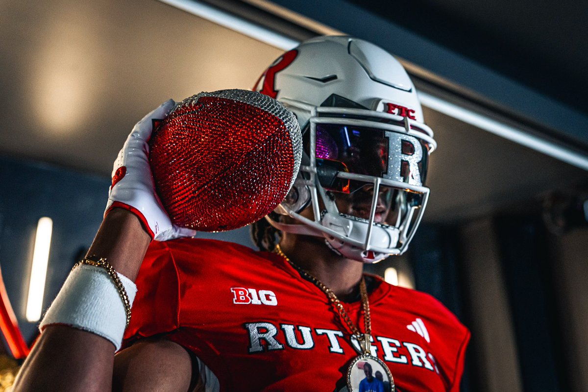 _JayConyers12's tweet image. Had a great time at Rutgers loved every moment of it 💯 F.T.C, F.A.M.I.L.Y
@RFootball @GregSchiano @coachdavidrowe @CoachMurph_9