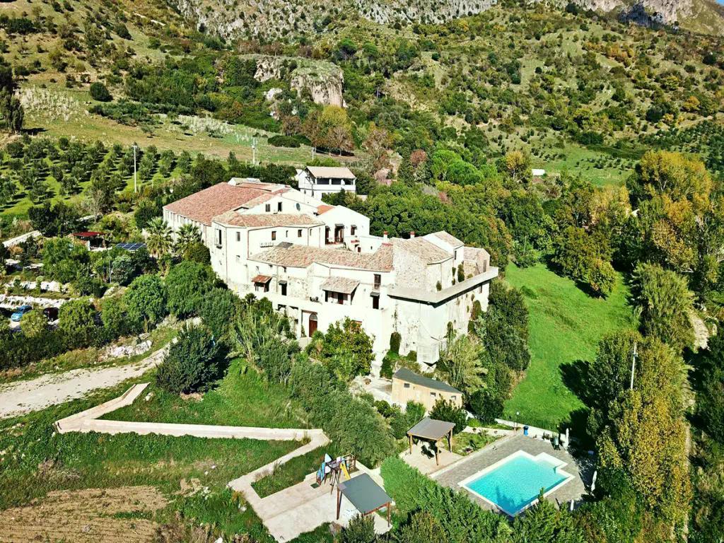 Dove mangiare in agriturismo in Sicilia gamberorosso.it/notizie/rubric…