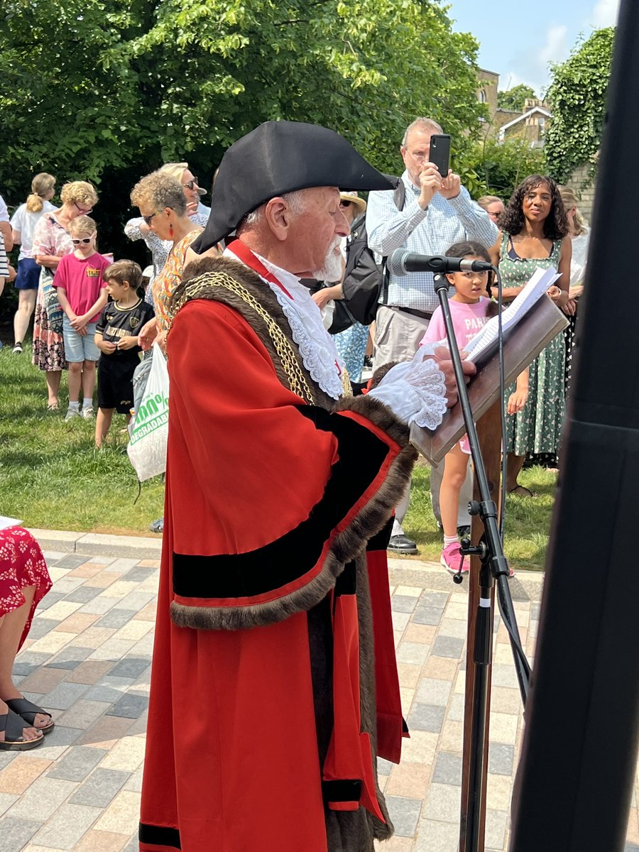 Lambeth Council (@lambeth_council) on Twitter photo The grand opening of St Stephen’s Chapel at West Norwood Cemetery marked the end of a 6-year, £7.2m restoration project!🎉
Restored with support from <a href="/HeritageFundUK/">The National Lottery Heritage Fund</a>, <a href="/lambeth_council/">Lambeth Council</a> & <a href="/fownc1837/">Friends of West Norwood Cemetery (FOWNC)</a>, the chapel is now open for public hire. The grand opening of St Stephen’s Chapel at West Norwood Cemetery marked the end of a 6-year, £7.2m restoration project!🎉
Restored with support from <a href="/HeritageFundUK/">The National Lottery Heritage Fund</a>, <a href="/lambeth_council/">Lambeth Council</a> & <a href="/fownc1837/">Friends of West Norwood Cemetery (FOWNC)</a>, the chapel is now open for public hire.