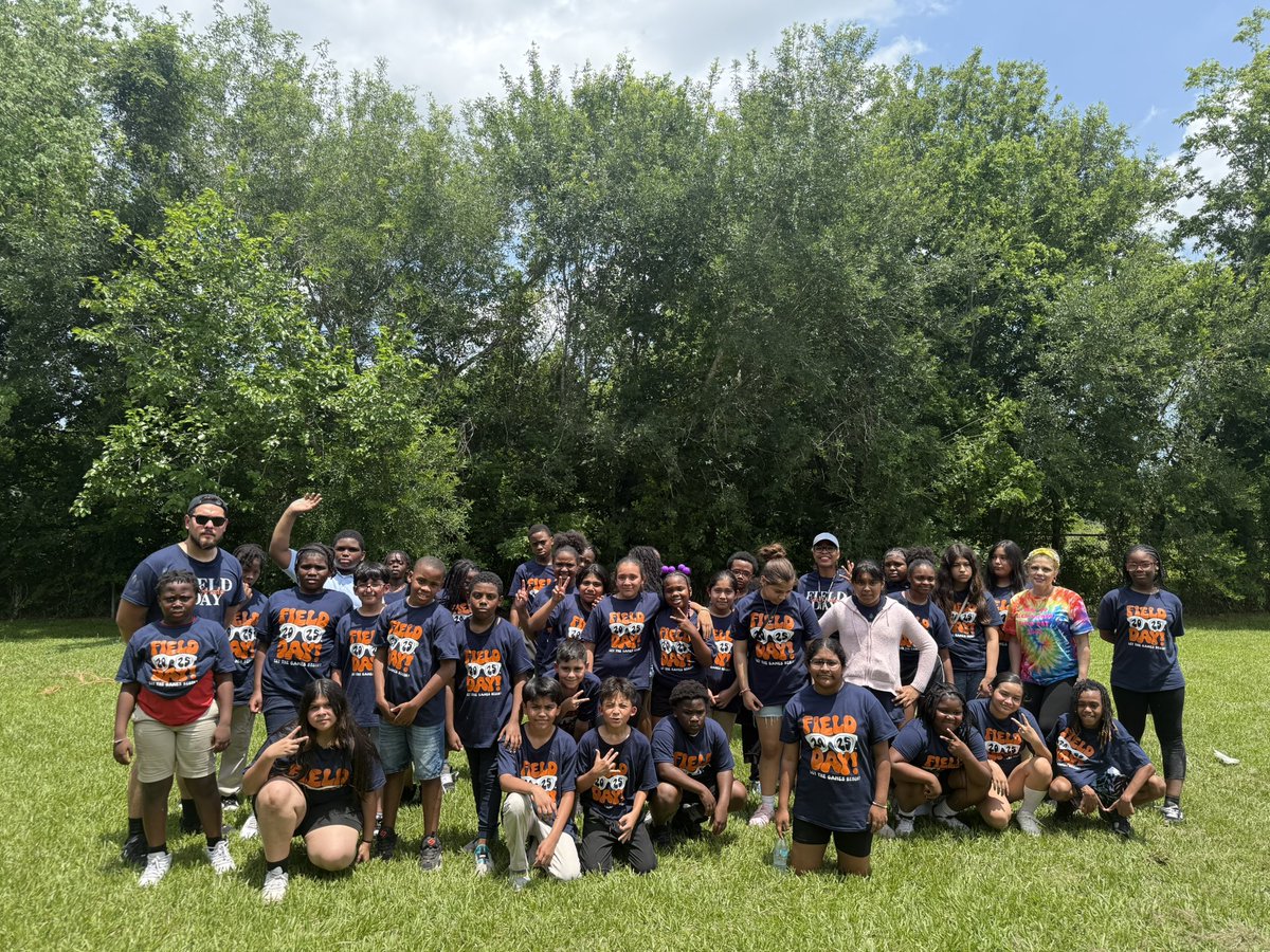 TondelynJ's tweet image. Field Day Fun at Mading Elementary!
Our students ran, jumped, laughed, and made unforgettable memories. A huge thank you to our staff, volunteers, and families for making it a day full of sunshine and smiles! 💙💛 #MadingPride #FieldDayFun #TeamMading