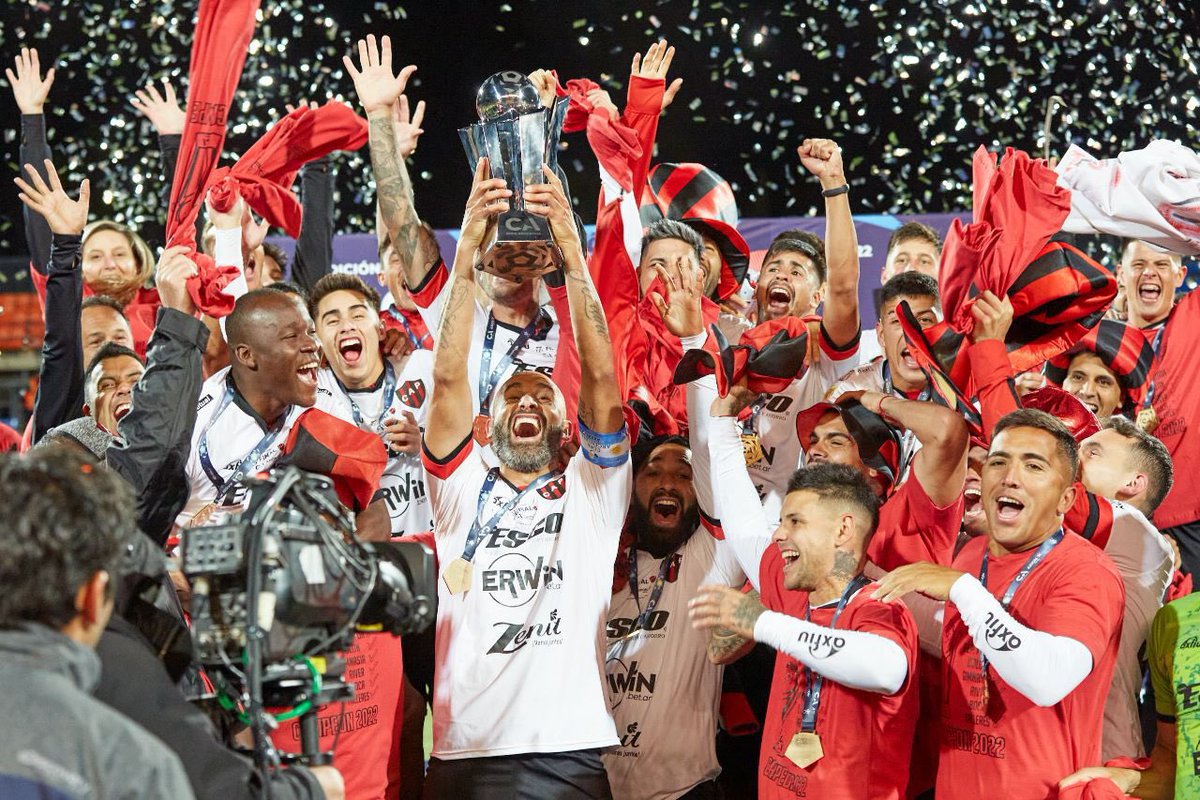 ¿Vos decís, <a href="/ClubPatronatoOf/">Club A. Patronato</a>? 🤔