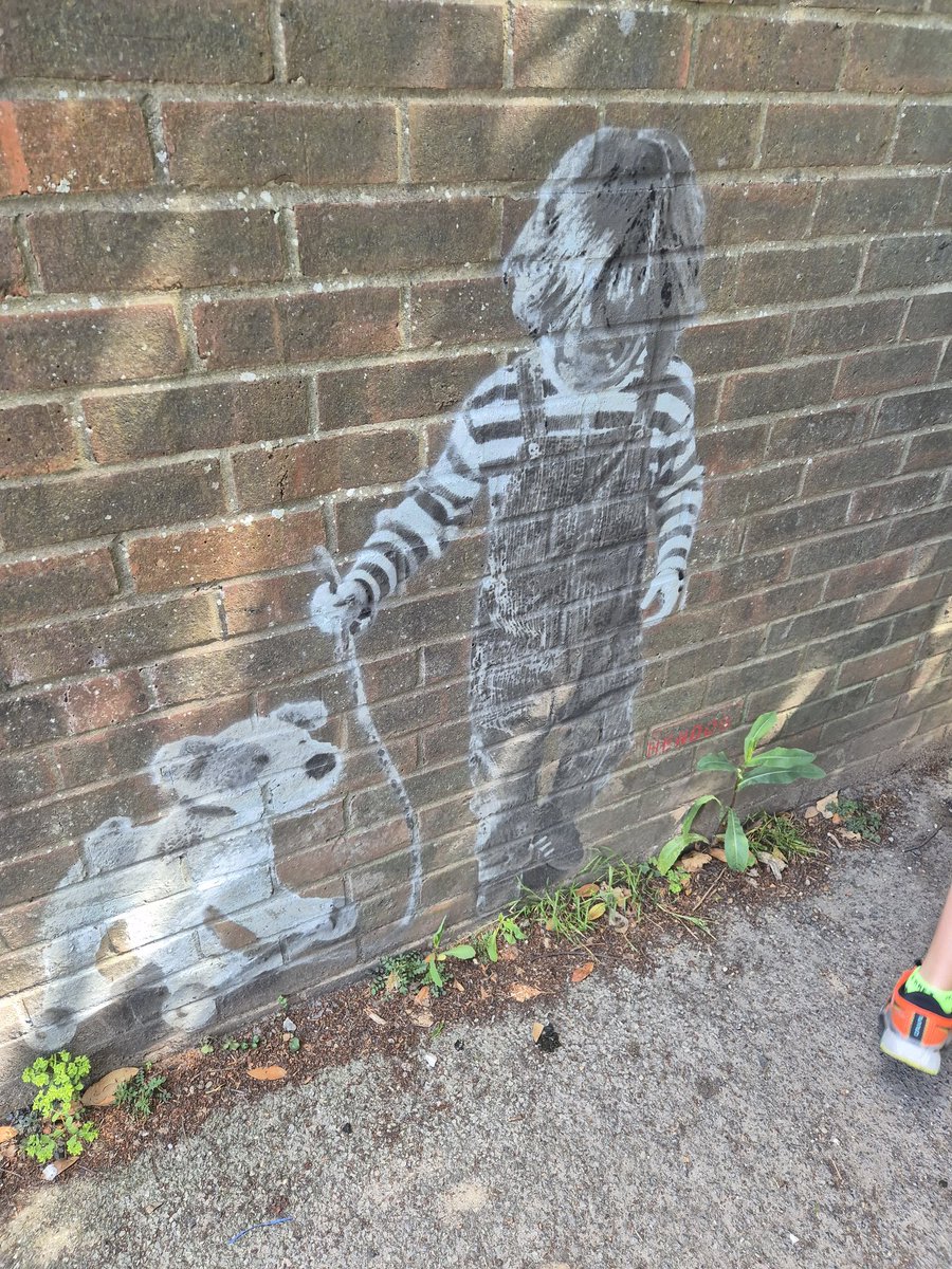 ZhepzyMudRunner's tweet image. Great fun #hashing with #Haslemere #Hash House Harriers.