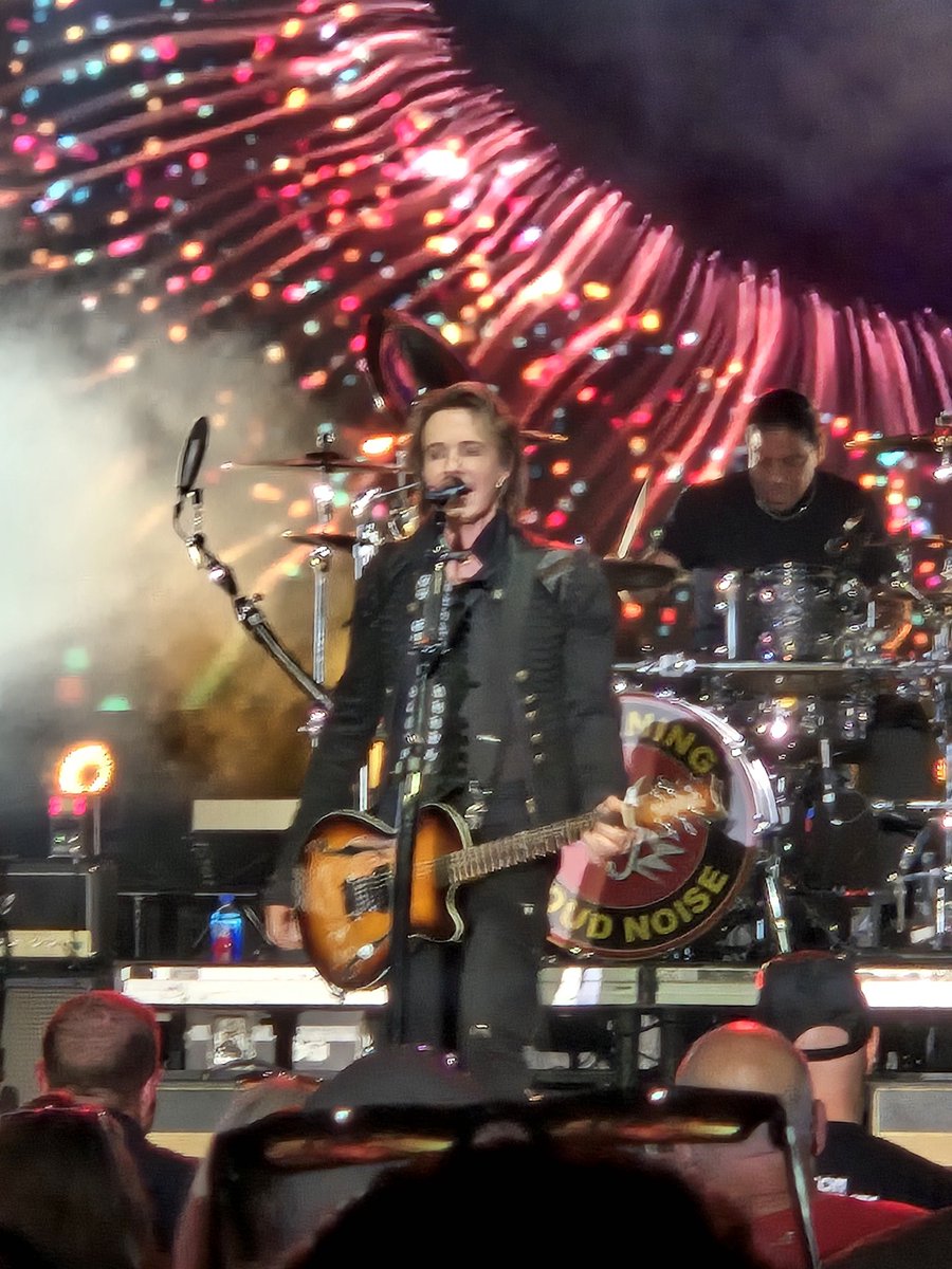 TIMOTHY__PRIEST's tweet photo. Rick Springfield "I Want My 80s Tour". Unbeatable performance. #rickspringfield https://t.co/i2e3zhFqYM