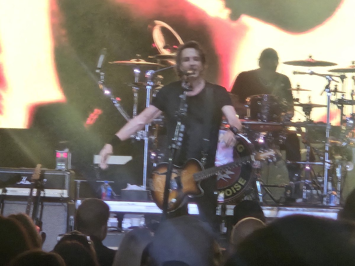 TIMOTHY__PRIEST's tweet photo. Rick Springfield "I Want My 80s Tour". Unbeatable performance. #rickspringfield https://t.co/i2e3zhFqYM