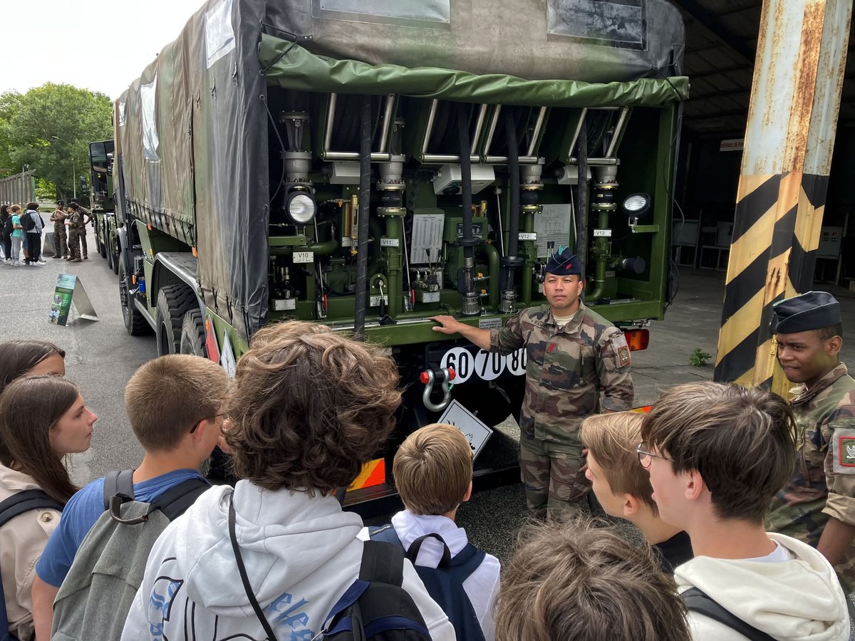 Délégation Militaire Départementale de l’Essonne tweet media