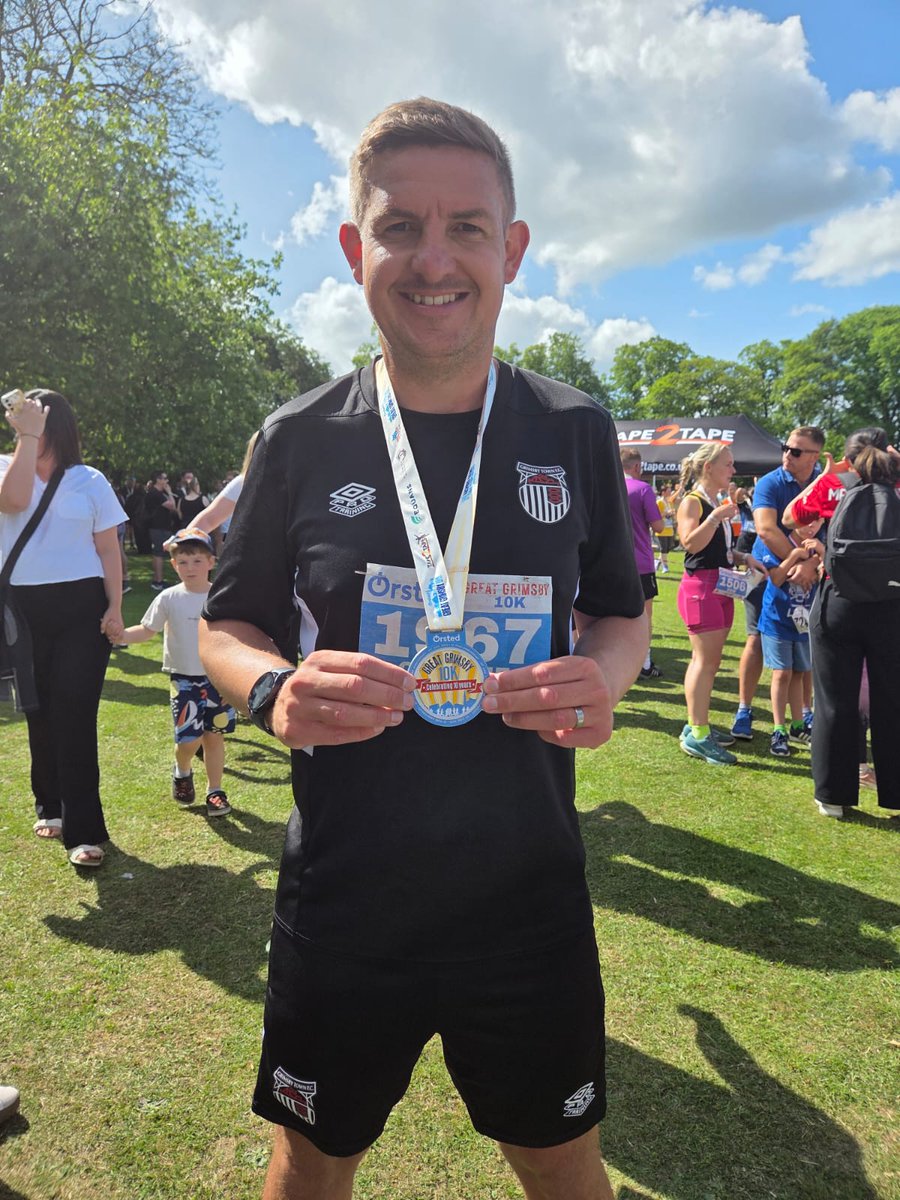 Charlie Nicholas Read tweet media