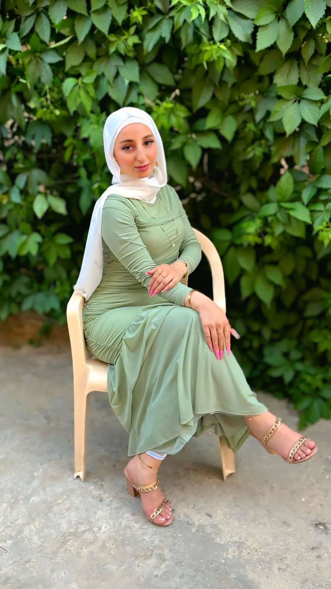 شكراً للناس اللي جنبنا دايماً بدون سبب  بدون شروط
بدون مصالح