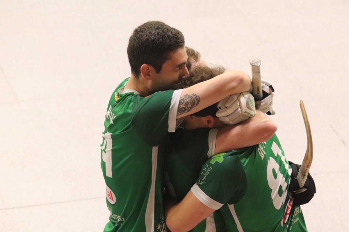 Cerdanyola Club d’Hoquei (@cerdanyolach) on Twitter photo 🔥𝐎𝐁𝐉𝐄𝐂𝐓𝐈𝐔 𝐄𝐍 𝐌𝐀𝐑𝐗𝐀🔥
💪🏼 Primera gran victòria (3-6) contra el <a href="/cpmanlleu/">Martinelia Club Patí Manlleu</a> en la lluita per l'ascens a Ok Lliga
💯Estem molt orgullosos de tots vosaltres.
🌟Seguim somiant en gran
📆 El proper partit es jugarà a Can xarau el día 8/6 a les 16:10h 🔥𝐎𝐁𝐉𝐄𝐂𝐓𝐈𝐔 𝐄𝐍 𝐌𝐀𝐑𝐗𝐀🔥
💪🏼 Primera gran victòria (3-6) contra el <a href="/cpmanlleu/">Martinelia Club Patí Manlleu</a> en la lluita per l'ascens a Ok Lliga
💯Estem molt orgullosos de tots vosaltres.
🌟Seguim somiant en gran
📆 El proper partit es jugarà a Can xarau el día 8/6 a les 16:10h