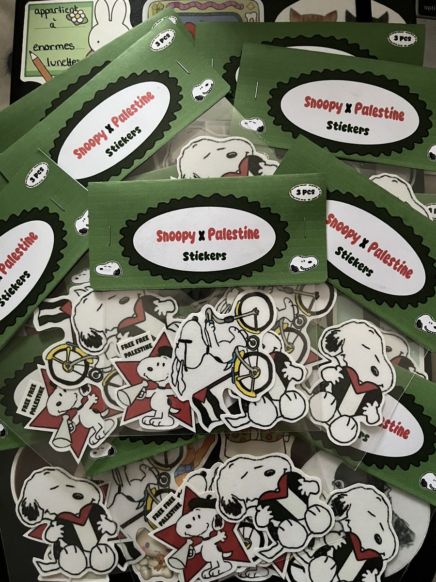 smaa_92's tweet image. and we are live !!! tous les stickers (et +) sont dispo sur mon ko-fi !!! 
ko-fi.com/enormeslunettes