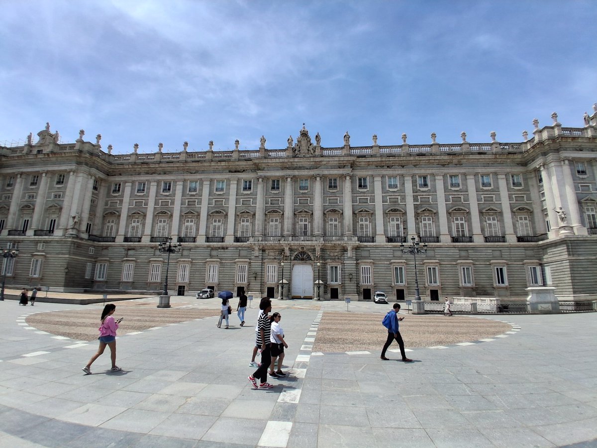 iOttGroup's tweet image. Very nice stopover in Madrid on the way to @BioCiudadReal25 ! Looking forward to a great conference!