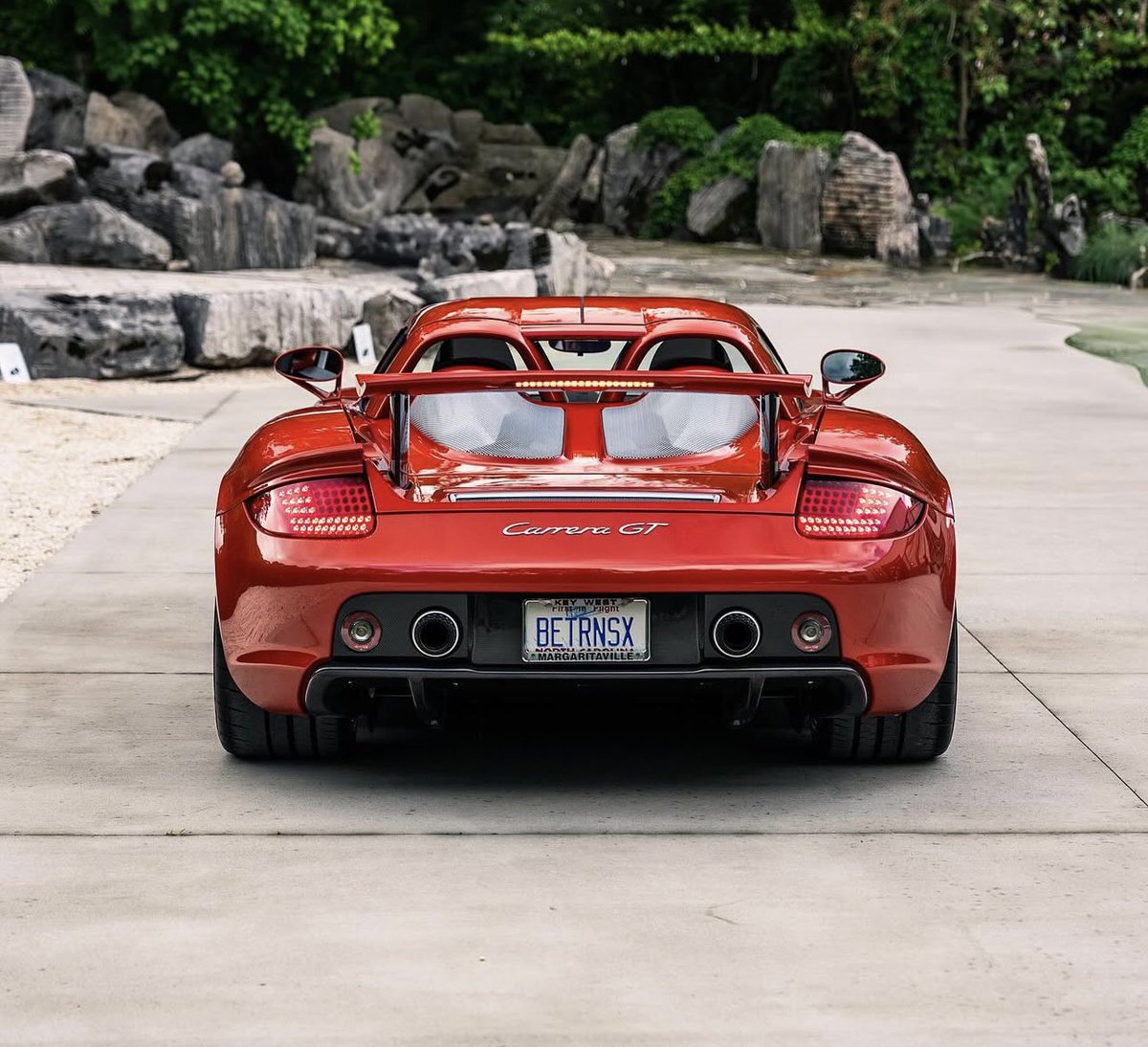 Paint-to-Sample Zanzibar Red Carrera GT