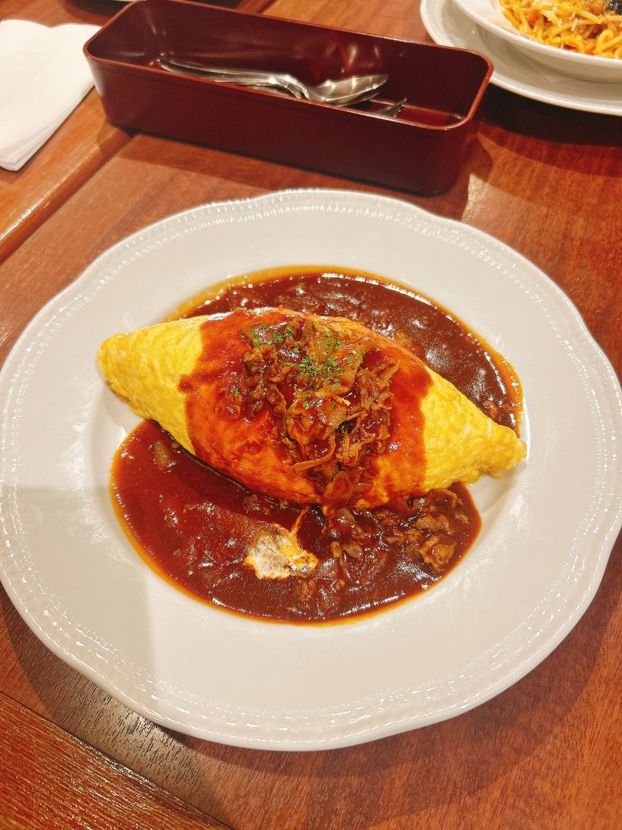 オムライス美味しかったー😋