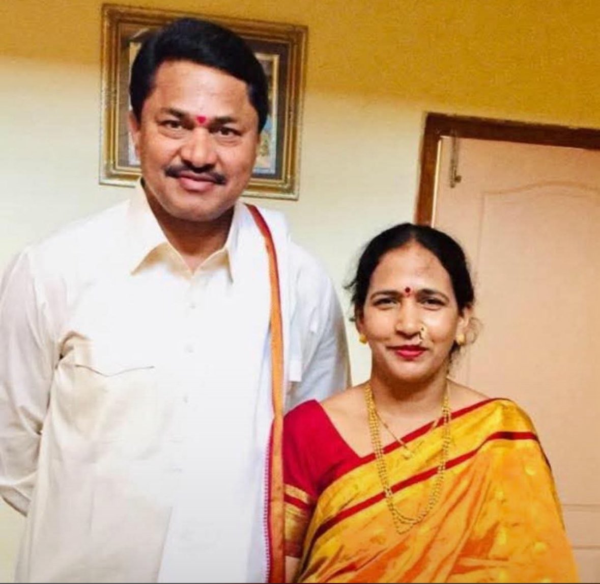 VijayBabushet's tweet photo. @NANA_PATOLE भाऊ
लग्नाच्या वाढदिवसानिमित्त हार्दीक शुभेच्छा ! https://t.co/EdLu5pPOrv