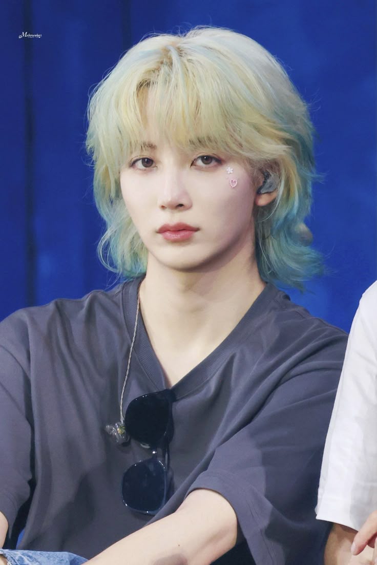 ENFP_XL's tweet photo. 볼때마다 이쁘단 말이지..특히 이 사진은 더.. https://t.co/7A39HFwLZa