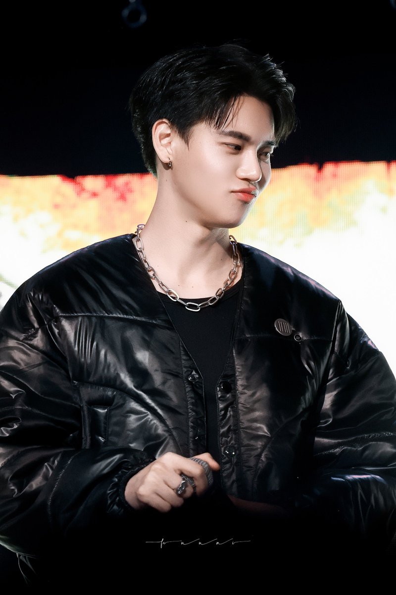 𝟮𝟱.𝟬𝟲.𝟬𝟭

🫵🏻

#YinWarITALY
FM YINWAR IN ITALY
#yinyin_anw Yin Anan <a href="/yinyin_anw/">Yinyin</a>