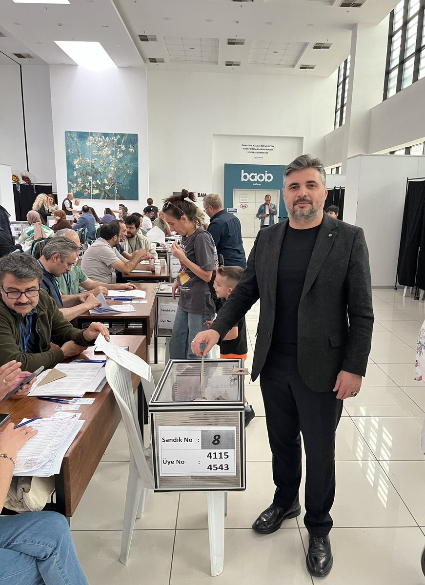 Bursa Serbest Muhasebeci ve Mali Müşavirler Odamızın seçimli olağan genel kurulunda oyumuzu kullandık.
Hayırlı olmasını dilerim.
#Bursa #Bsmmmo #MaliMüşavir