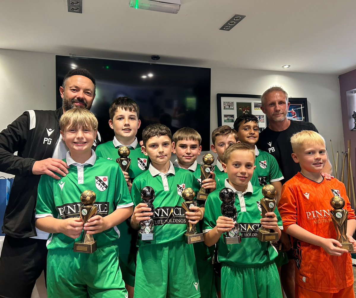 U10 Greens:
Managers &amp; Parents Players of the year…….
Team awards