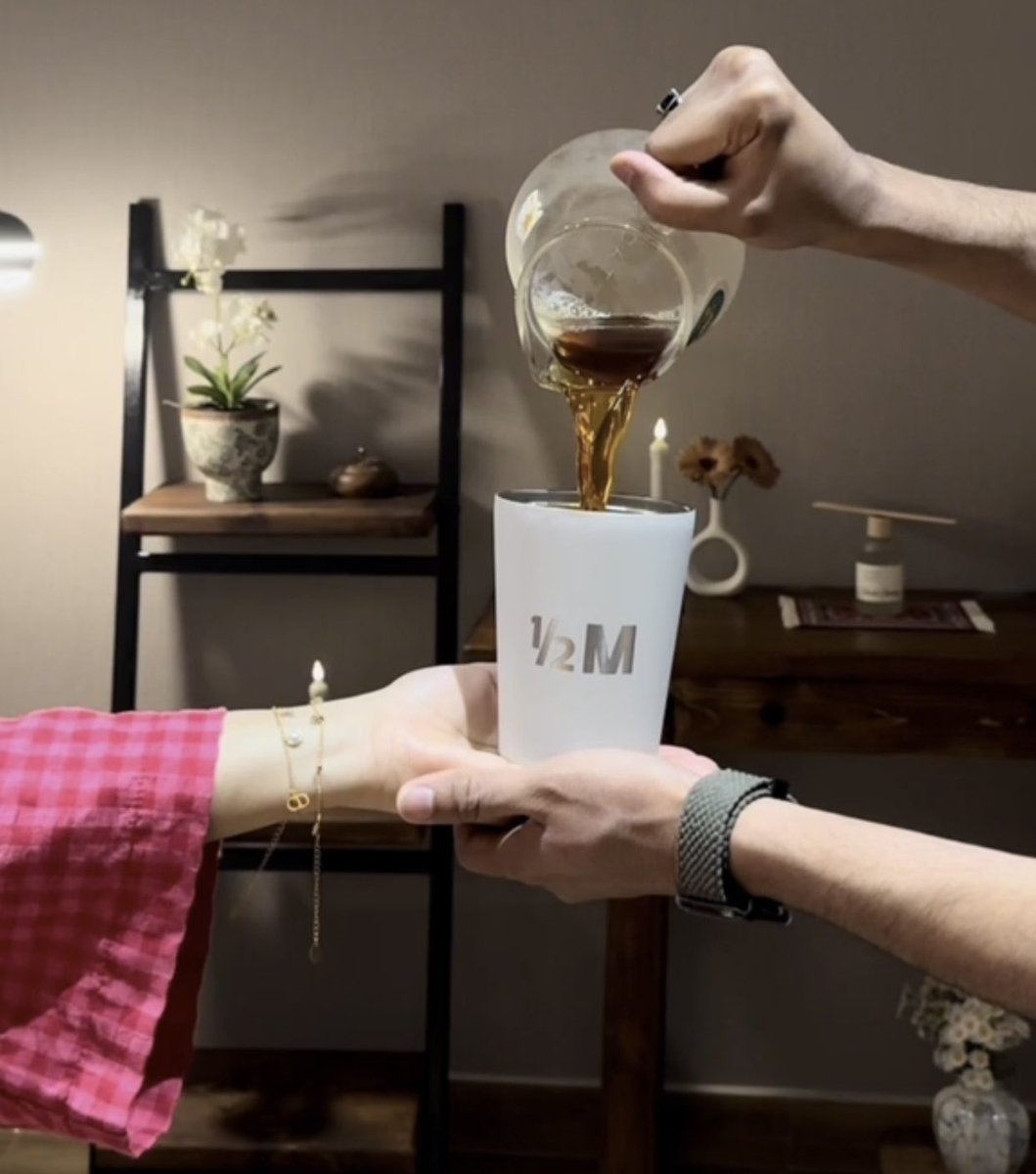 يا أخر الأماني 
ومحطات البلاد 
يا ضحكة العُمر اللي مابعدها♥️.