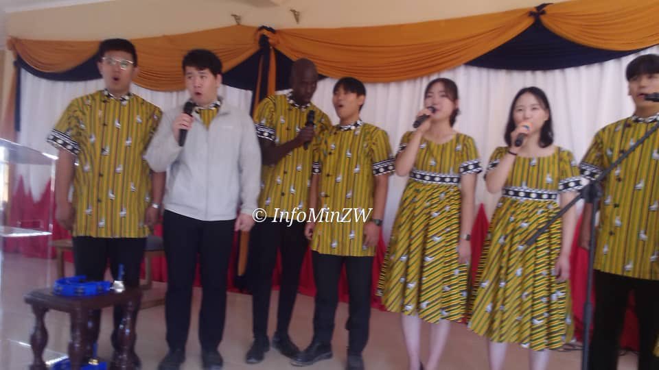 GUTU
Yesterday, the Chitando family, led by Minister Winston Chitando, handed over a modern church complex to the Gonye Reformed Church in Zimbabwe congregation in Gutu. The complex includes a 200-seater church, pastoral house, solar power system, and more, built in honor of